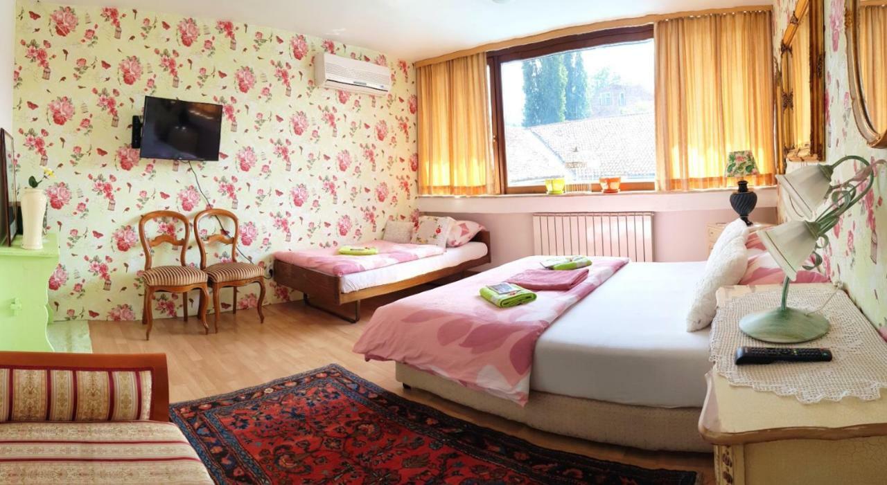 Hostel Pansion Lion SJJ Exteriér fotografie